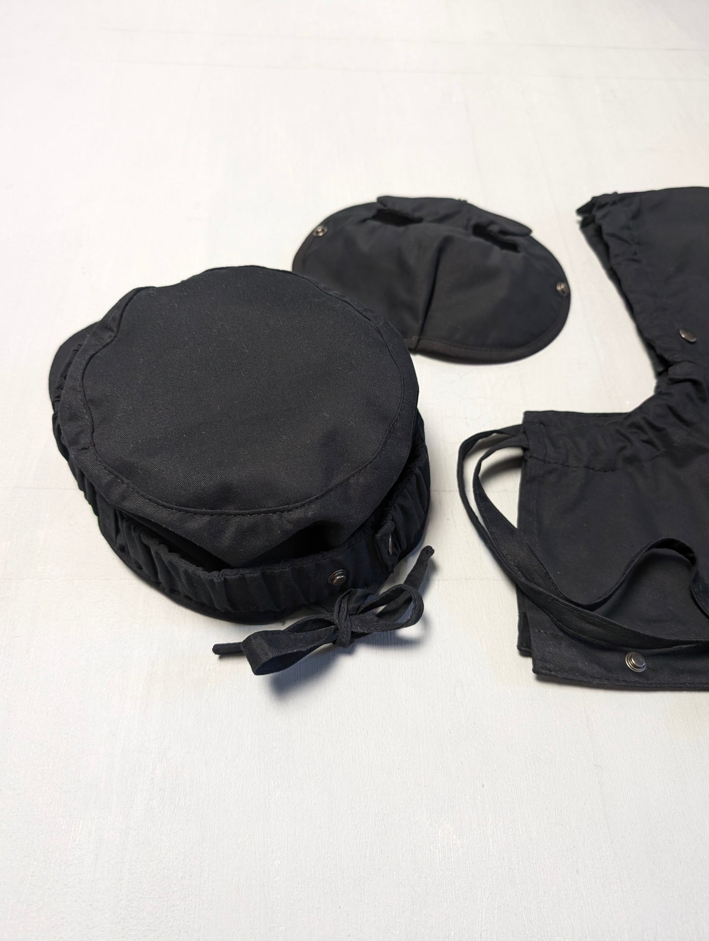 NOIR SET (MASK+HAT)