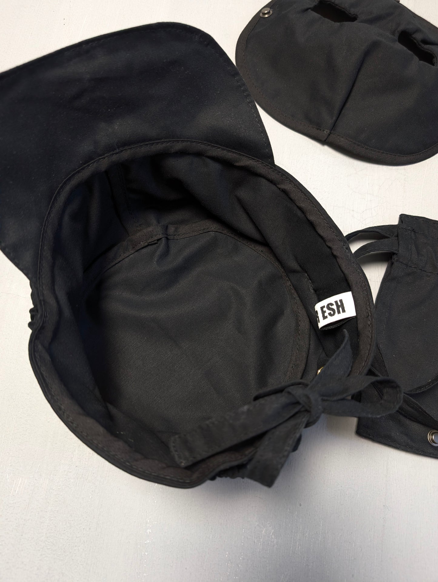 NOIR SET (MASK+HAT)